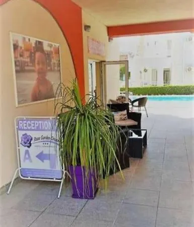 Lejlighedshotel Rose Garden Omax