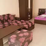 Aparthotel Rose Garden Omax 3*