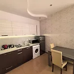 Aparthotel Rose Garden Omax Sluneční pobřeží