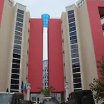 Rose Garden Omax Aparthotel 3*