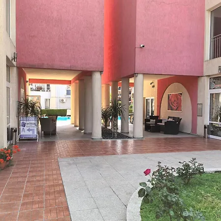 Rose Garden Omax Ξενοδοχείο με διαμερίσματα