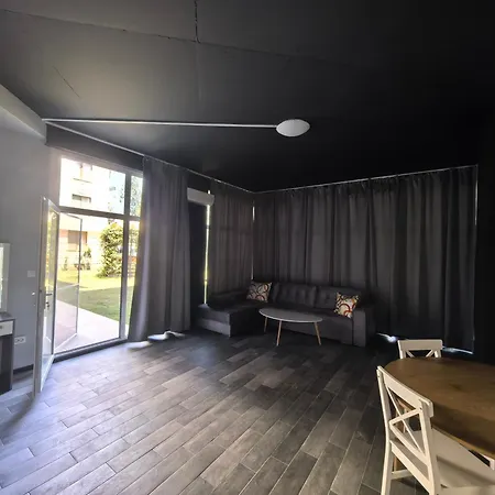 Ξενοδοχείο με διαμερίσματα Rose Garden Omax Σάνι Μπιτς