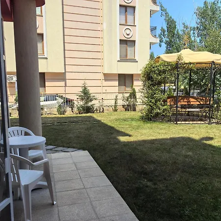 Rose Garden Omax Σάνι Μπιτς